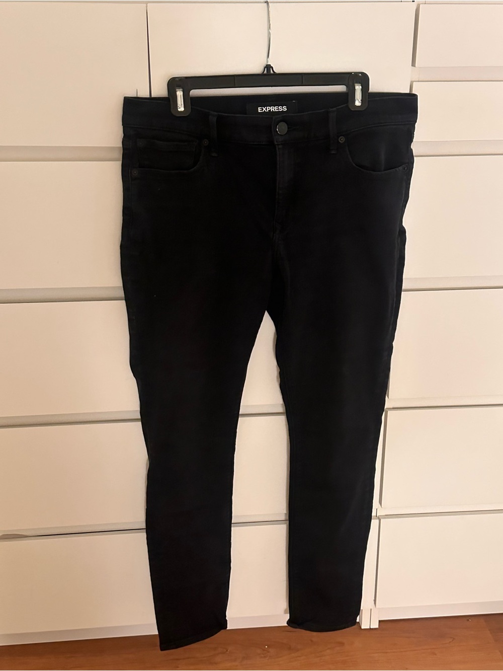 Express Women’s Black Skinny Jeans